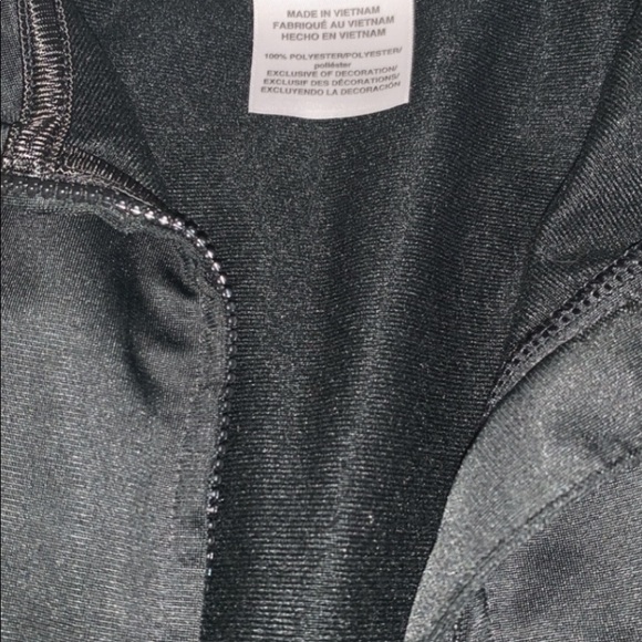 Adidas Kids Size 5 Jacket - Picture 2 of 7